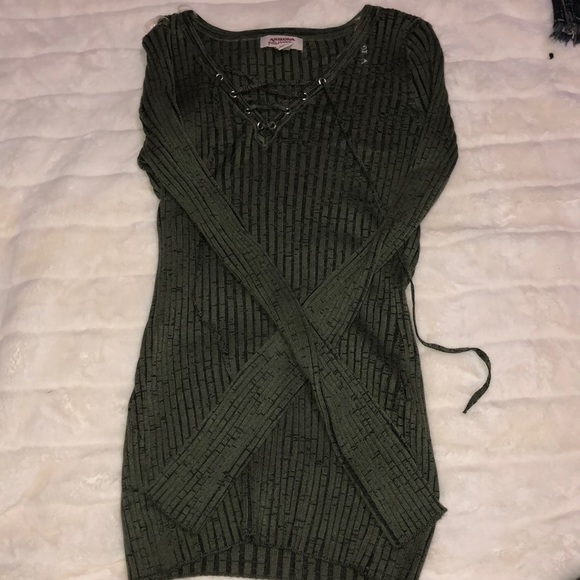 Never worn - Picture 1 of 2